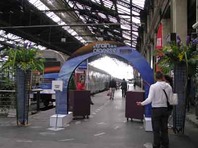 TKGEO-TrainDeLaPlan&egrave;te